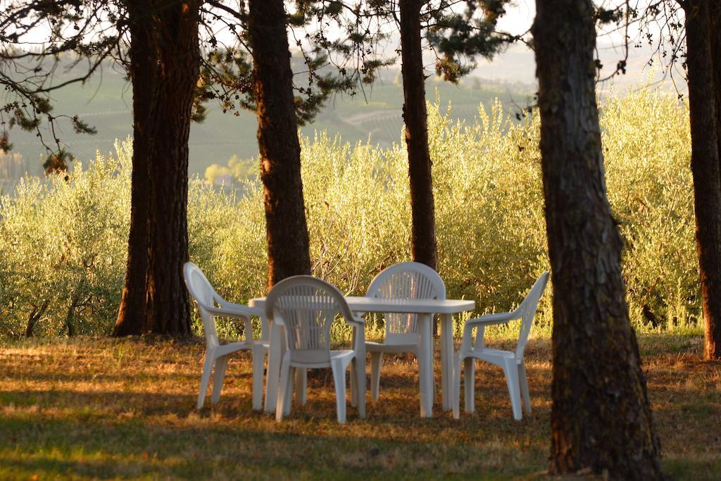 Вилла Agriturismo Le Volpaie Сан-Джиминьяно Экстерьер фото